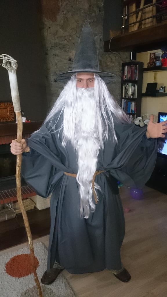 cimbrelaker's tweet photo. #zapeando307 Gandalf el gris http://t.co/aCcGcLD5BI