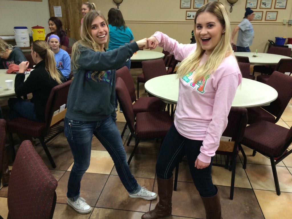 BanTheHand's tweet image. Some @ASADeltaSigma ladies participating in #BanTheHand