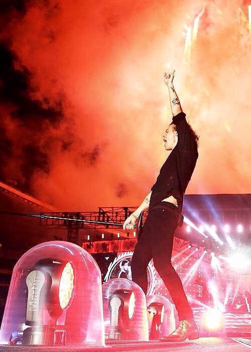 timezofharry's tweet image. #IsraelIsStillWaitingFor1D 🙌🙌🙌