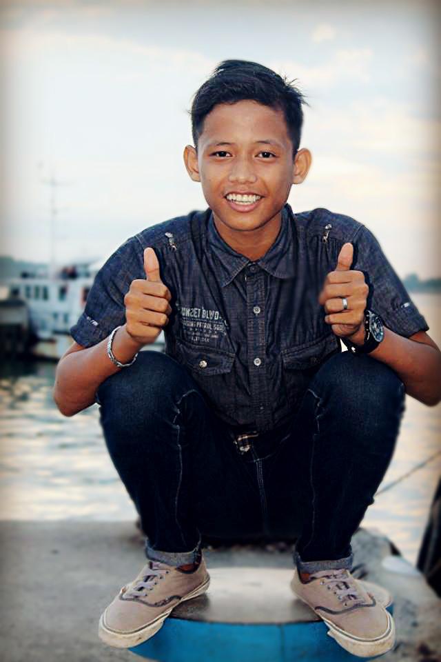 @roni_hi (@roni_hi) | Twitter