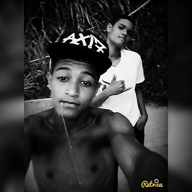 Crf_Gabriel2's tweet photo. ร daki to suave โ #PrimoJ.L *JoelSantos* http://t.co/9z7vEXrV6z