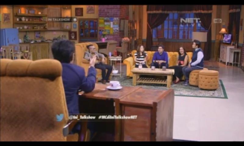 Aaja142Dewi's tweet photo. Seruuuuuuu bingitttttt @newsuleprikitiw @andretaulany74 @indrabektiasli @Ini_Talkshow #mcdiinitalkshowNET http://t.co/7IXbH1n75O