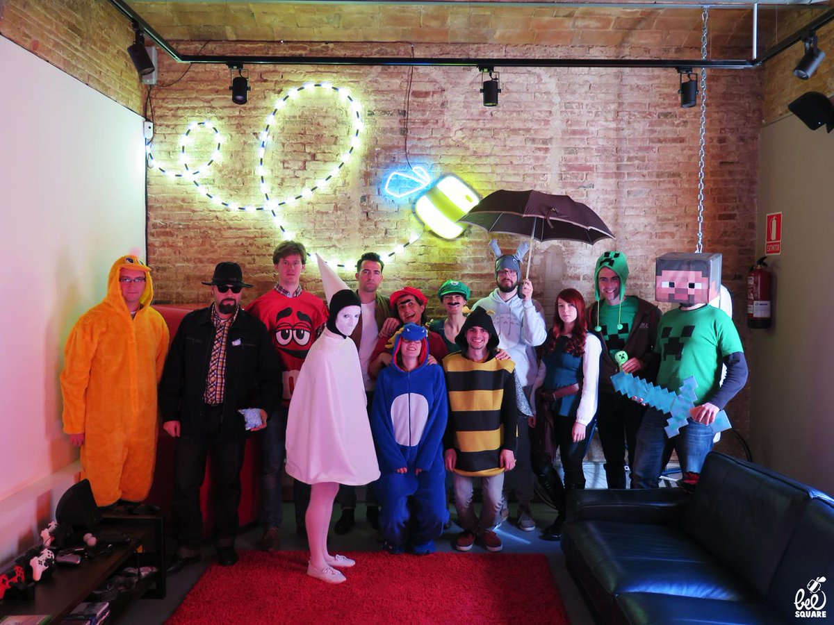 BeeSquareGames's tweet photo. Geek Costumes Competition at Bee Square Games. HAPPY CARNAVAL!!
#BeeSquareGames #Barcelona #mobilegames #MardiGras http://t.co/udXUT2gBje