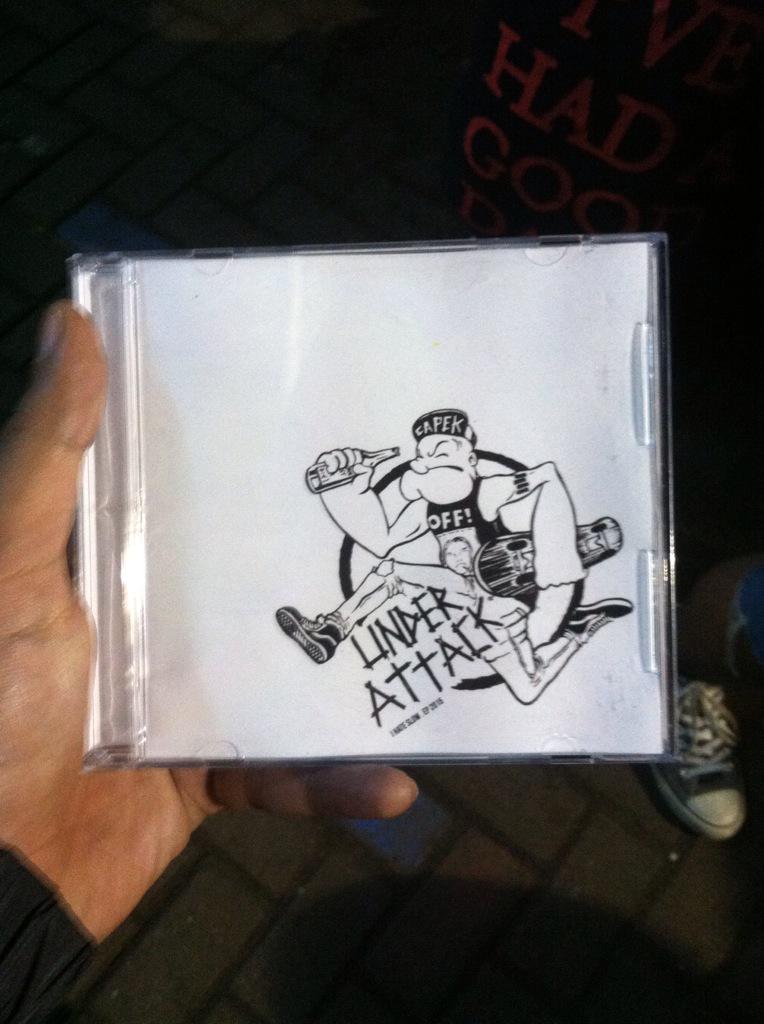 Thnks <a href="/Underattck/">Under Attack</a> untuk ep cd nya