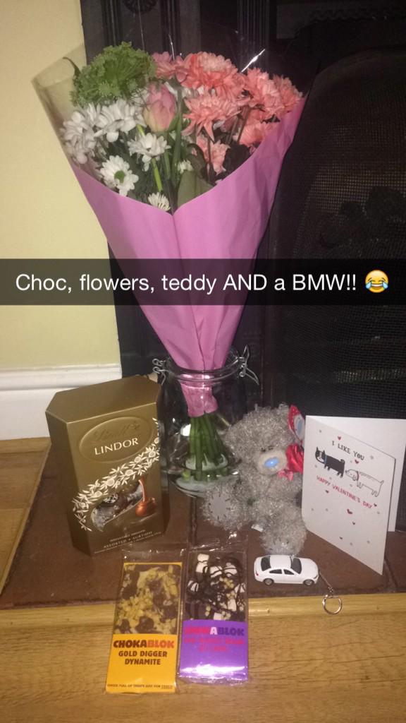 89Millyd's tweet photo. Haven't half got a keeper here buying me a BMW for valentines day 😂😘 #truelove http://t.co/LiqgeyaRyR