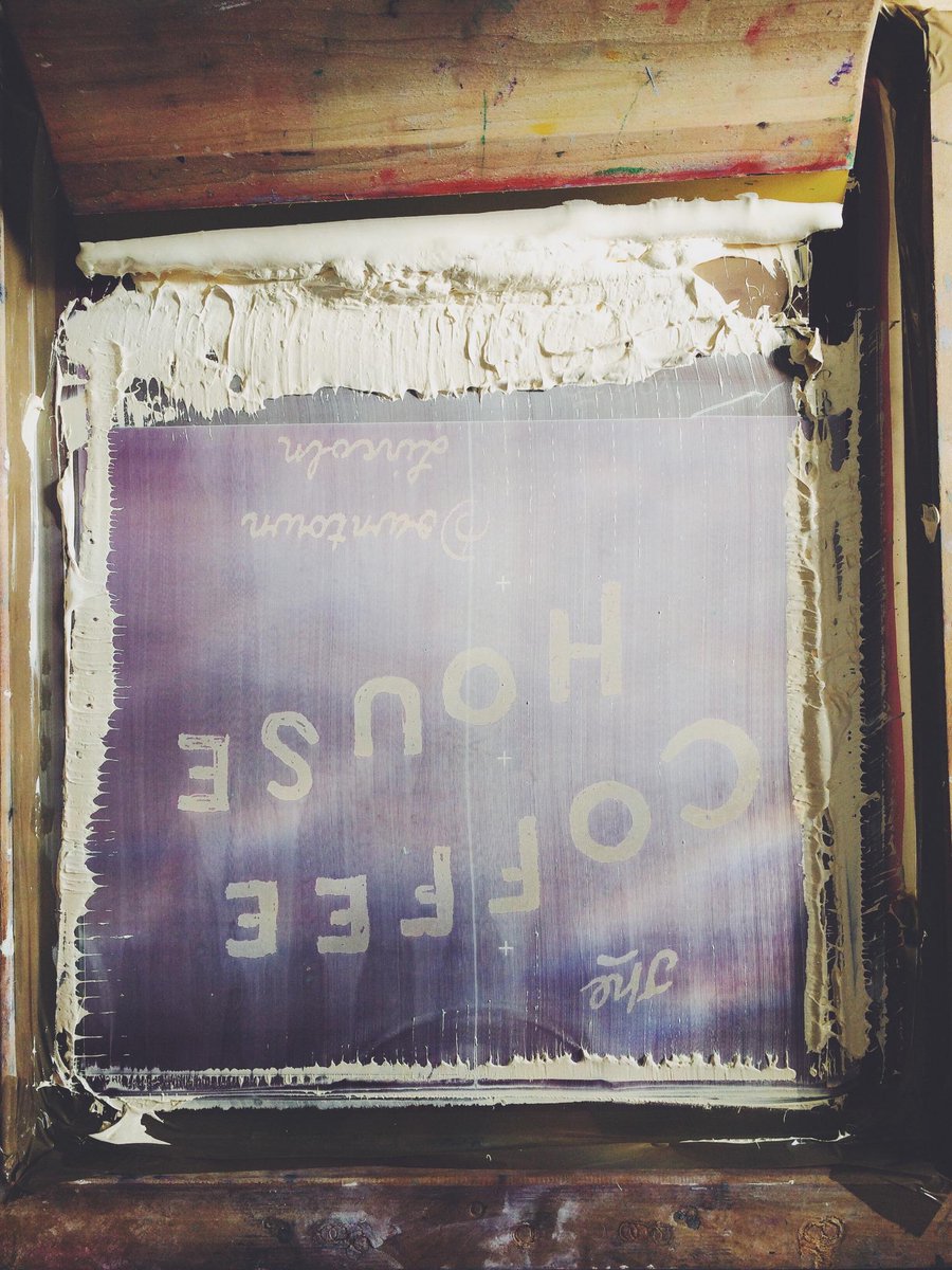 LittleMtnPrint's tweet photo. Jump into the eyes of a screen printer. #screenprintersview #screenprinting #LNK #thecoffeehouse #littlemountainprint http://t.co/rbrpjv53Ue