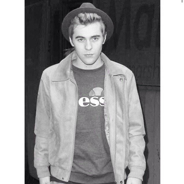 ArgentinaOTY's tweet photo. Charlie via IG http://t.co/R2DtMDY0l5