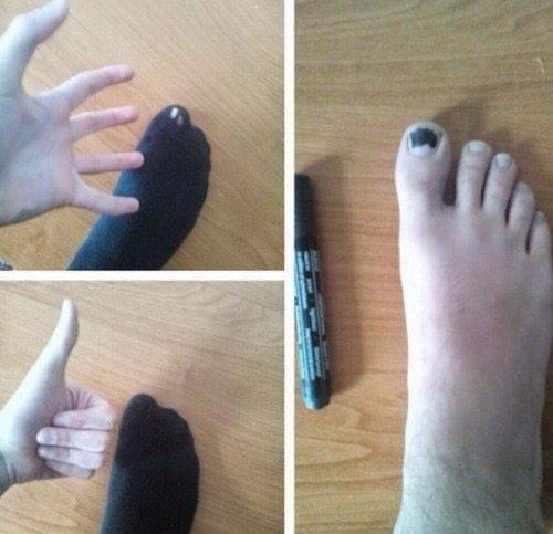 Sr_blablabla's tweet photo. Y así es como se soluciona los problemas de los tomates en los calcetines http://t.co/LnuGGbu4wz