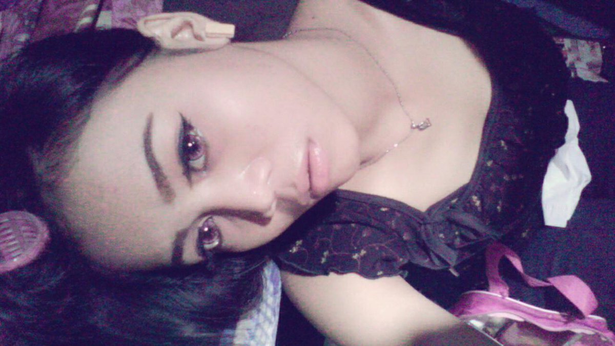 maylhamaysa's tweet photo. Waiting shoot http://t.co/mLJZzgUqF9