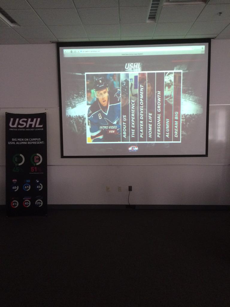 ECACCommishDoug's tweet image. Starting in one hour @Schwansuperrink. @T1EHL with @USHLCommish. #DevelopmentPath