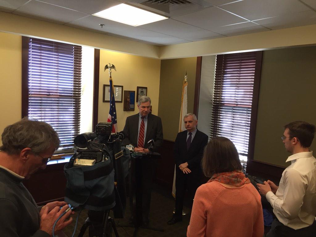 Sheldon Whitehouse tweet media