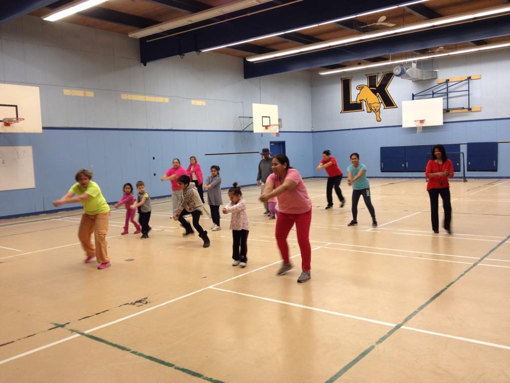 SD40CommSchools's tweet photo. Zumba at Lord Kelvin! http://t.co/eFTh7Zw55U