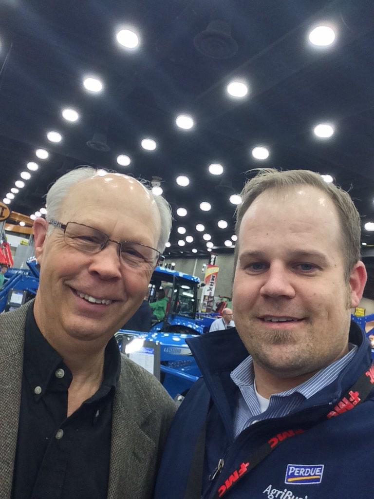 sethadamjohnson's tweet photo. Awesome to run into Bryce Anderson! #NFMS15 http://t.co/RMsguJxo3e
