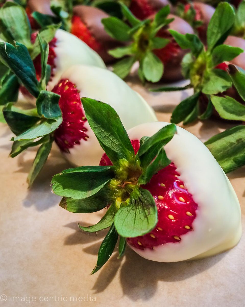 AboutPhotoBlog's tweet image. 3 links to great Valentine&apos;s Day Recipes for you and your loved one: 1) bit.ly/1E7Ny3Q 2) http://bit.l…