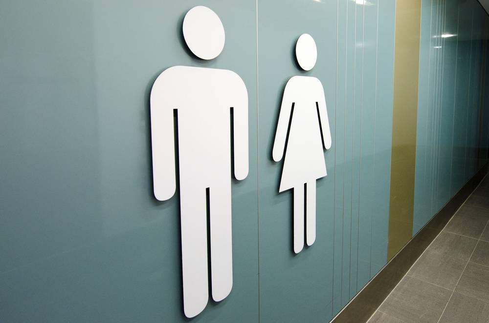 StephenHui's tweet photo. “Shit-in” planned at #SFU to protest for gender-inclusive washrooms http://t.co/kdUHgv7OIi #transgender #canqueer http://t.co/Q9R6Y3LOye