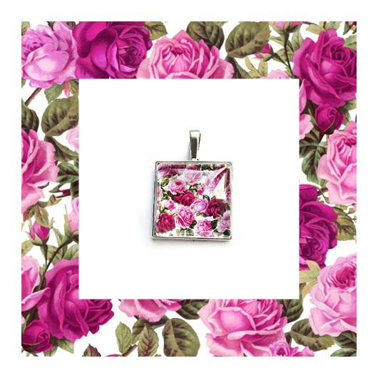 diamond_oly's tweet photo. http://t.co/mRiqGMaLsz
#pendant #charm #raspberryroses #necklace #gift #jewelry #handmade http://t.co/RplatcBwNR