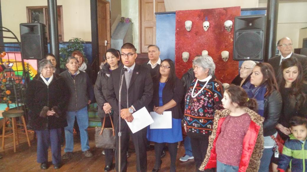 fmchicano's tweet photo. Latino leaders charge Toledo Public Schools with discrimination. Federal complaint filed against district. http://t.co/TmlrUQPxUG