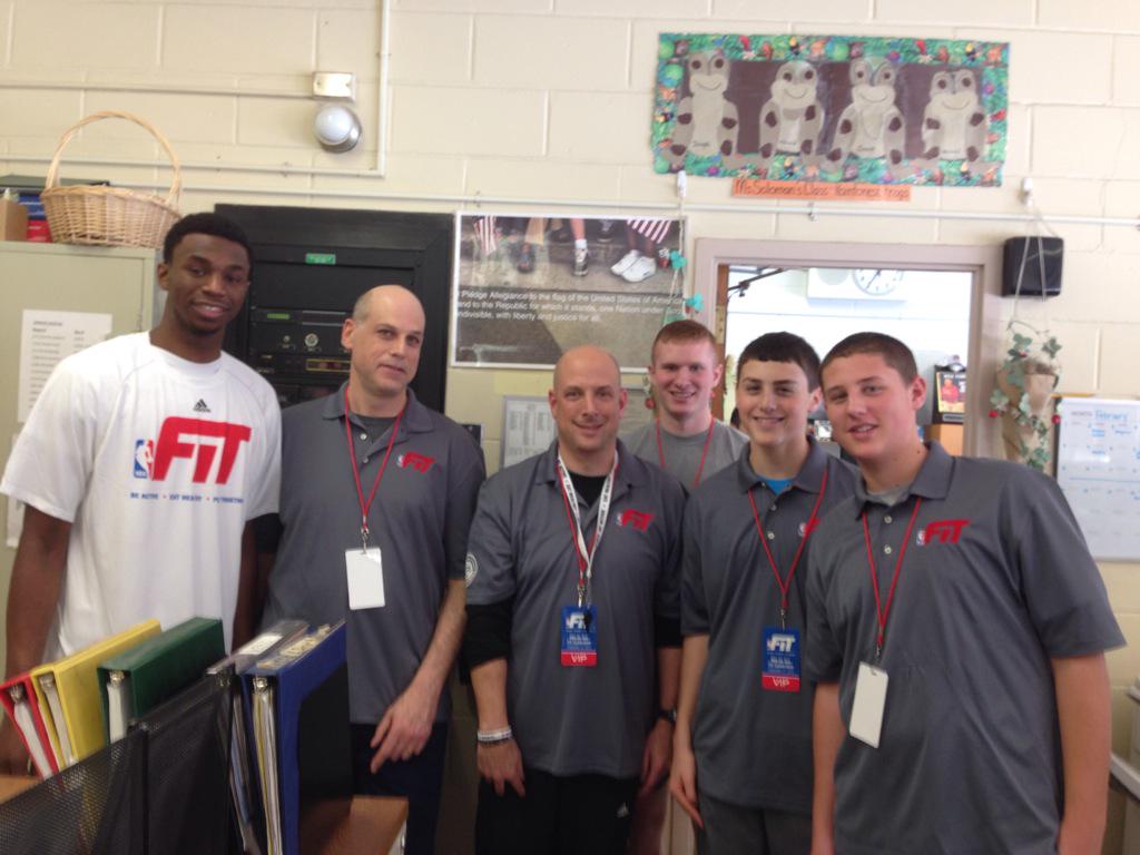 JMay225's tweet image. My team with Andrew Wiggins at PS Q 004!  Great clinic for 158 amazing Children @Atlantic_Events