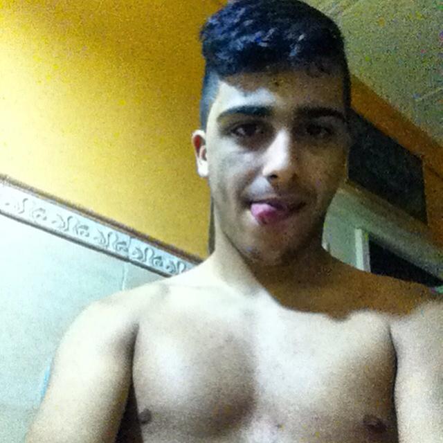DzChok's tweet photo. En fin #7afeft :p http://t.co/XXFJ6WLsAy