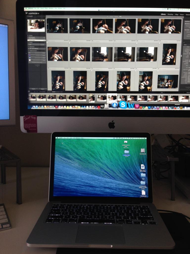 It's been a long ten days without my 27"s. Welcome home.  #harddrive #repair #imac