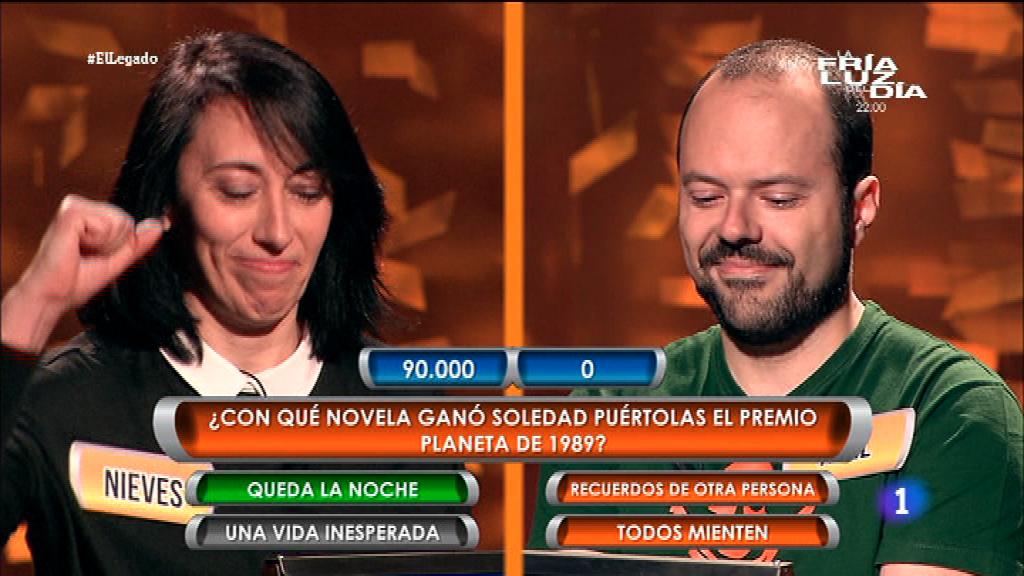 ElLegado_TVE's tweet photo. ¡Nieves pasa a ´La Guillotina' con 90.000 euros! #ElLegado http://t.co/cA0T99XL5d