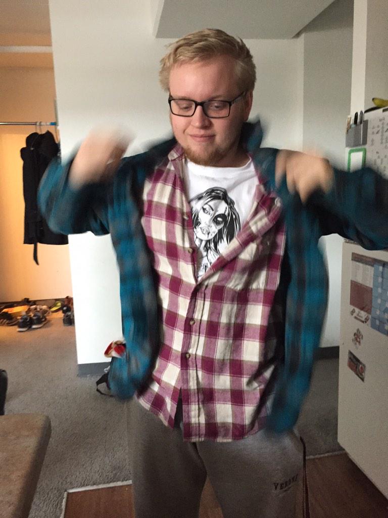 BeccaWilson4's tweet image. #2flannels @QuintonSM @AlexMJenkins @KinseyMalcolm