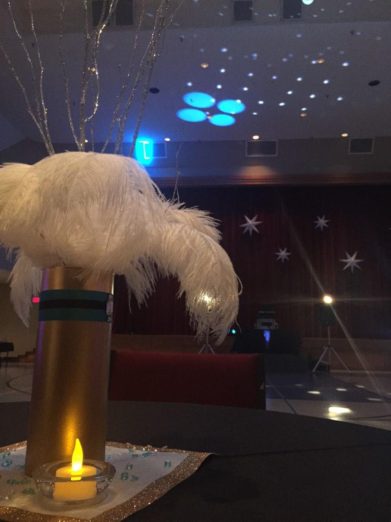 centralwired's tweet photo. #NightToShine http://t.co/01jWNPvt0r