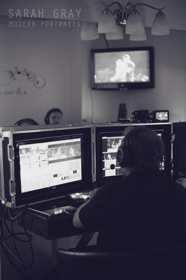 FLOODstreamllc's tweet image. A behind-the-scenes shot from a production last week (thanks to #emomphoto and @RUSHCLUBNATION)