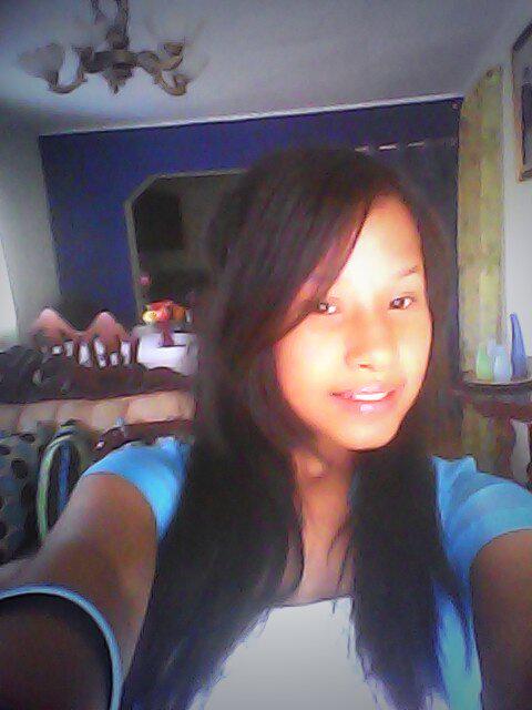 danely2202's tweet photo. Muak muak kissssss http://t.co/nQh7s0Gera