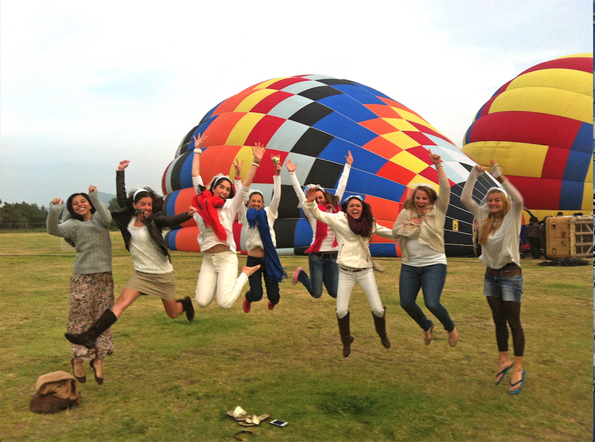 BestMexicoTour's tweet photo. Полет на воздушном шаре над городом Теотиуаканом http://t.co/TEvSsjmYjG