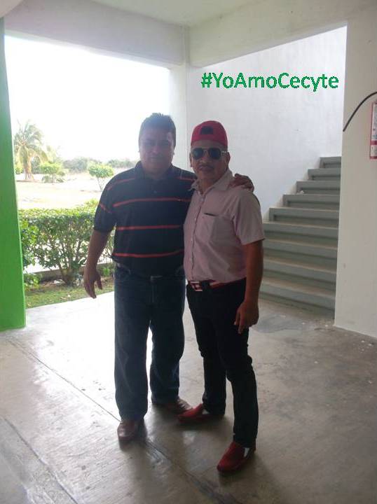melefren's tweet photo. #YoAmoCecyte celebrando el día de la amistad con mi amigo Ricardo Aguilar @cecytey05panaba @sayonara2609 http://t.co/VZ9xNrn7on