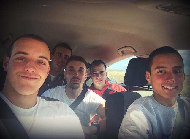 VicMadriz's tweet photo. Ya en Lisboa con la milicia! http://t.co/AbWfPN2I4J