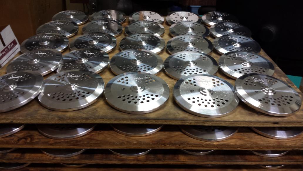 IslanderReels's tweet photo. Next batch of world famous Steelheader float reels incoming.!! #CenterPin #FloatReel http://t.co/JXeI1R2249