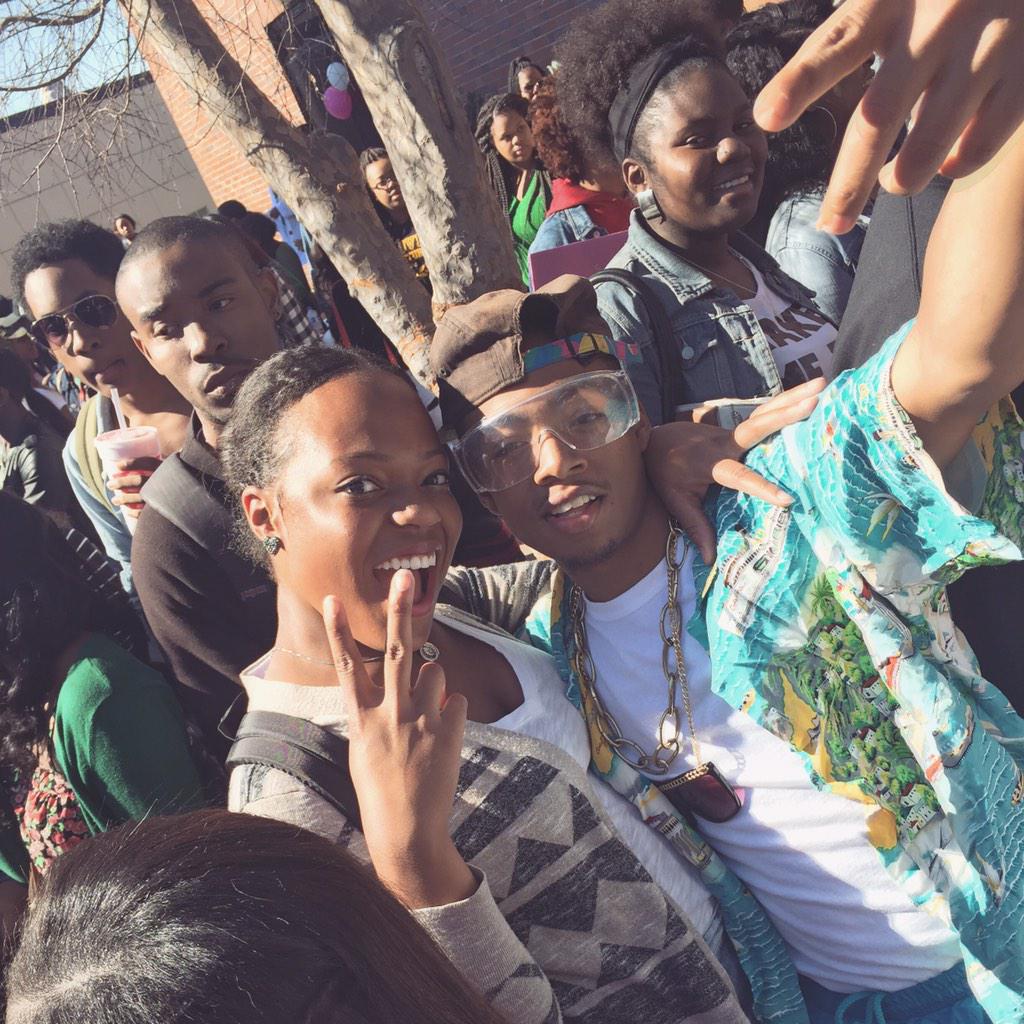 Yaneeezy's tweet image. Bro &amp;amp; I on the set😎🐍 #FAMU #setfriday #JukeJoint2K15