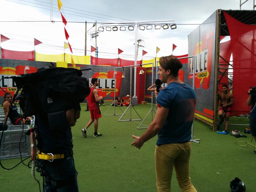 calle7panama's tweet photo. Tenemos una dedicación del español @JorgeC7pa para @MonicaC7pa http://t.co/GtPO3kb0qO