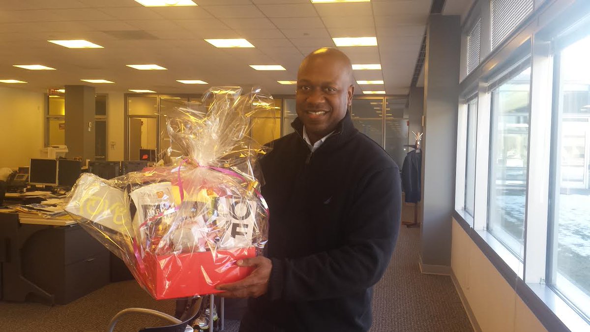 DJCoffeeBar's tweet photo. There were 1268 kisses in the jar and he guessed 1266. Congrats! http://t.co/AwJDTRgXg8