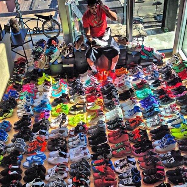 SickestKickz's tweet photo. RT if you want this collection!!🔥🔥 http://t.co/zrXShVdEoB