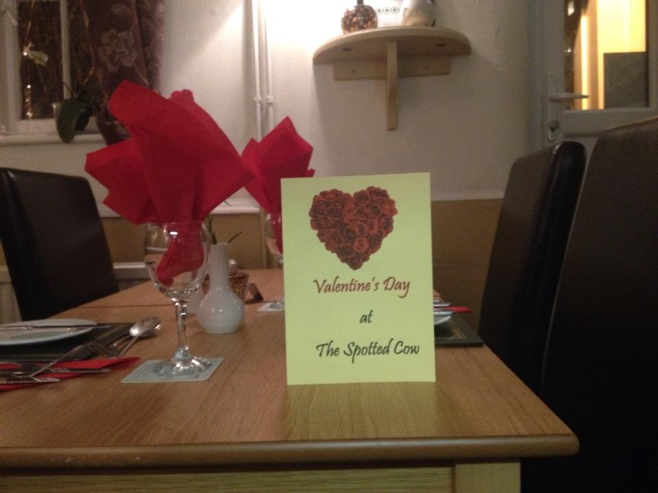 linzi_cottam's tweet photo. @spottedcow1540#don'tforgettheromance http://t.co/zlPkXZNe0y