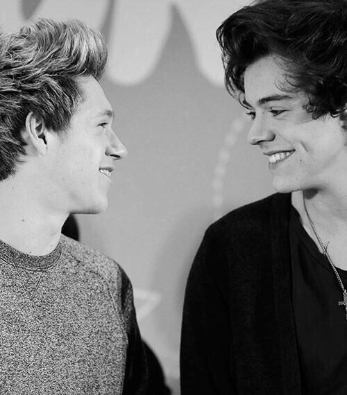 CloeBGrey's tweet photo. @JamesNiniHoran @dccpcr I ship Narry! 🙈 http://t.co/ejApsvbzVq