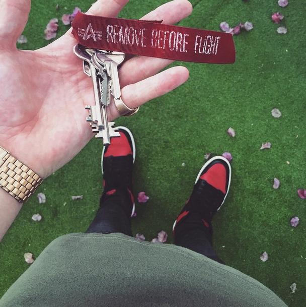 Alpha Industries on Twitter: "How do you wear Alpha's famous red "Remove Before Flight" tag? #MyAlphaGear (Photo: Kari B.) http://t.co/L6YcdrzJOt" / Twitter
