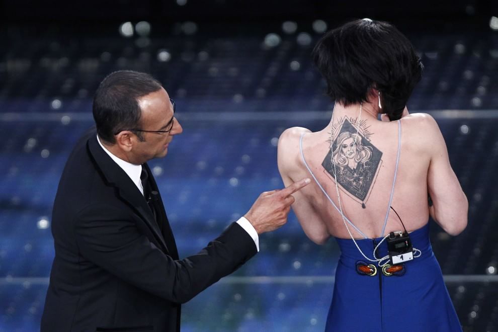 Tatuaggio mania sul palco dell'Ariston: da Conchita alla Tatangelo tutti i tatto larep.it/1uRl1zk