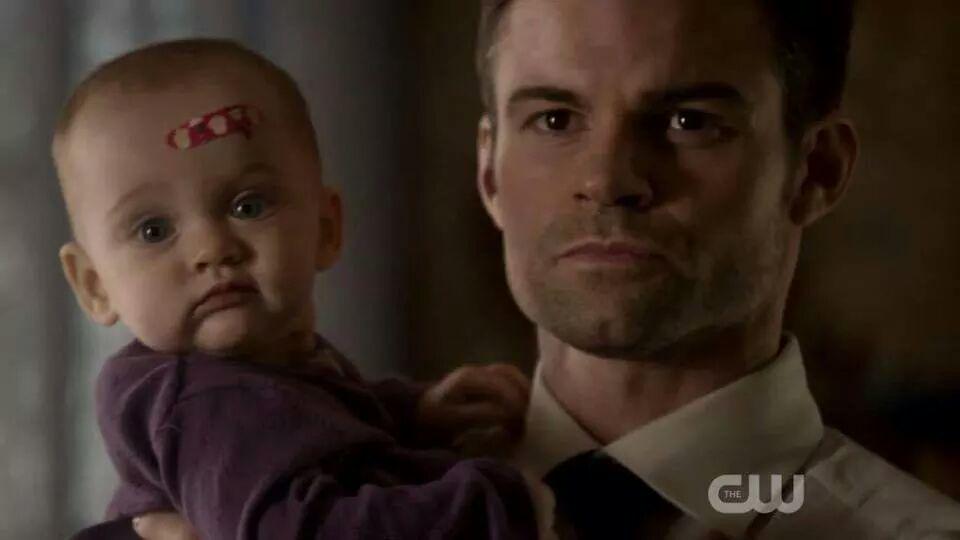 bounds4823's tweet image. @danieljgillies was made to have a baby in his arms! :) #cutiepie #sameexpression #BabyHope #Elijah #TheOriginals