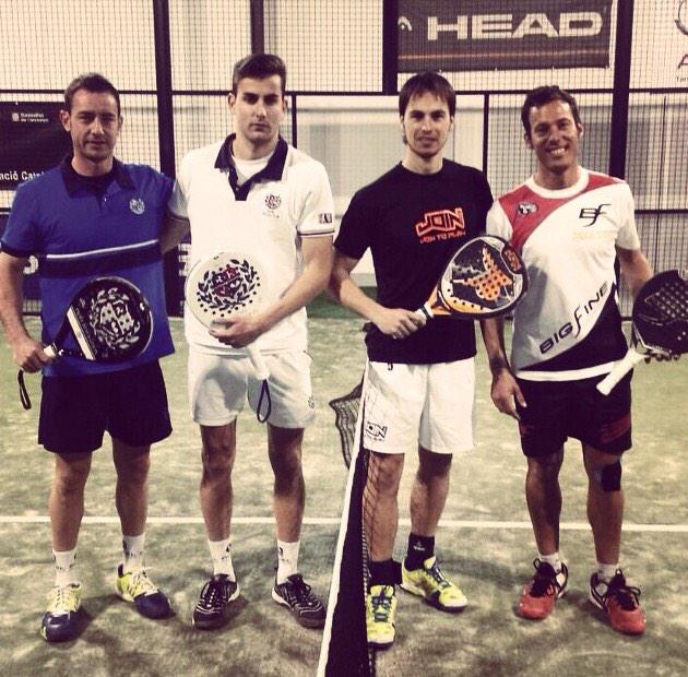 Nuestros jugadores <a href="/sergiNogueras3/">SERGI NOGUERAS</a> <a href="/daviloesteban/">David Esteban</a> pasan a 1/4final #GranSlamFCP tras vencer a dario gauna-colomina