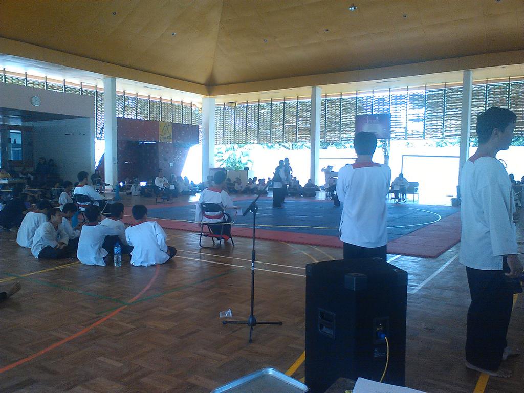 MerpatiPutihUGM's tweet photo. Invitasi Kejurlat MPCS SeDIY yang sedang berlangsung di gelanggang http://t.co/HT2ayFZQlO