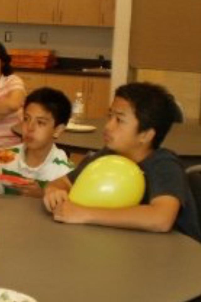mirocrp's tweet photo. #picidneverpost #2beautifulmen #adrienisMIA #6manlikelouwill http://t.co/h2j6VqHW5O