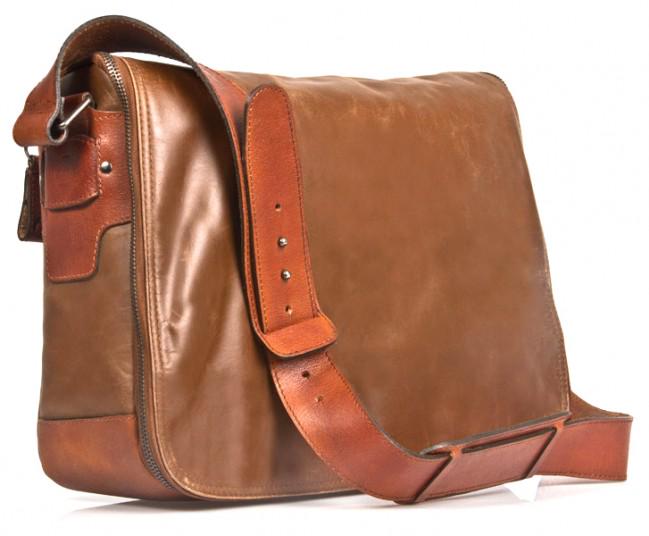 devovedstore's tweet photo. Everything about this look is awesome. 
#Uberbag "Haversack" military inspired
http://t.co/z9wZj3EcTk
#leatherbag http://t.co/l15ymfDW3T