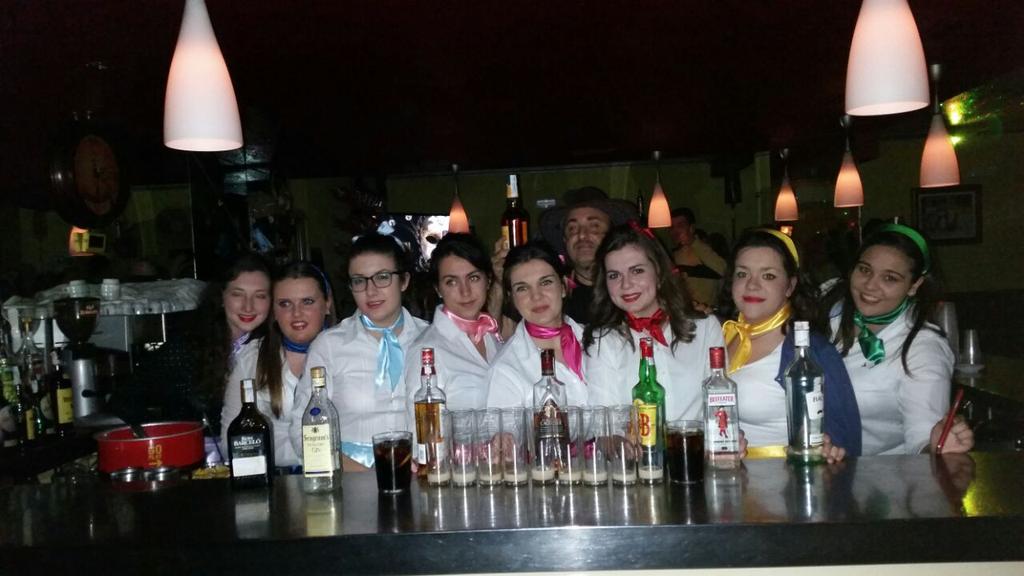 lasdeskons_10's tweet photo. #carnavalbaroscar http://t.co/IHdZCX4Ml4