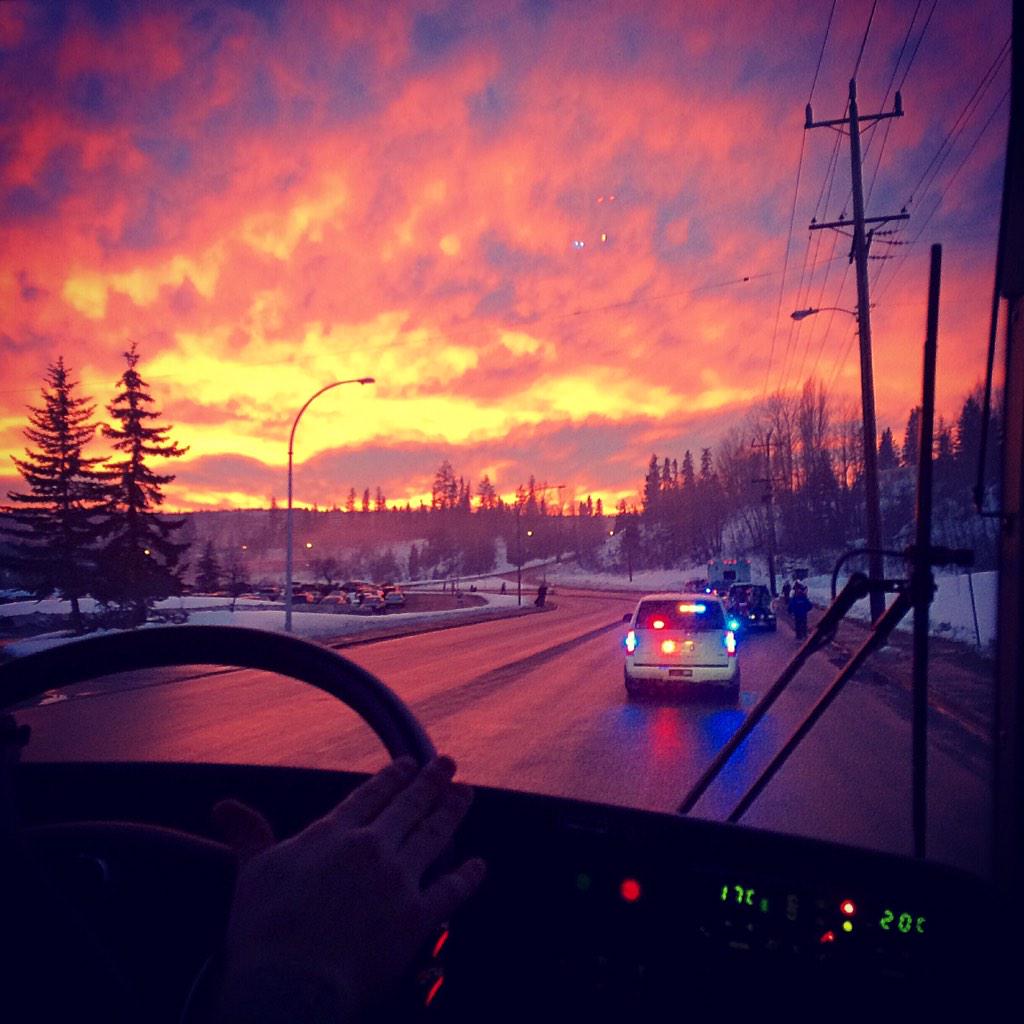 GoalSpank's tweet photo. Nice! @PGChamber1 CEO, @ChristieRay7, illuminates the North with this sunset in the background! #2015TorchRelay http://t.co/gm54Jx1crx