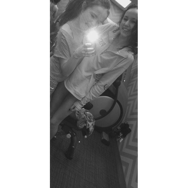 akchristensen0's tweet photo. honestly love ari so much❤️ valentine appreciation tweet http://t.co/RInU5JPcHz