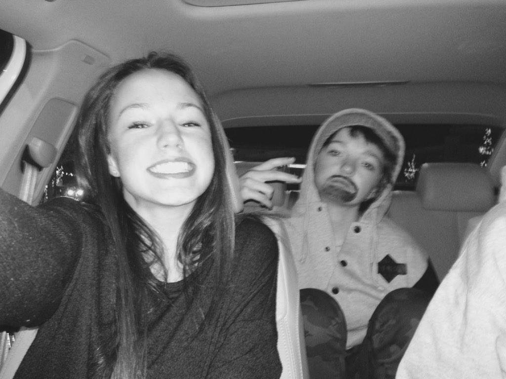 akchristensen0's tweet photo. honestly love ari so much❤️ valentine appreciation tweet http://t.co/RInU5JPcHz
